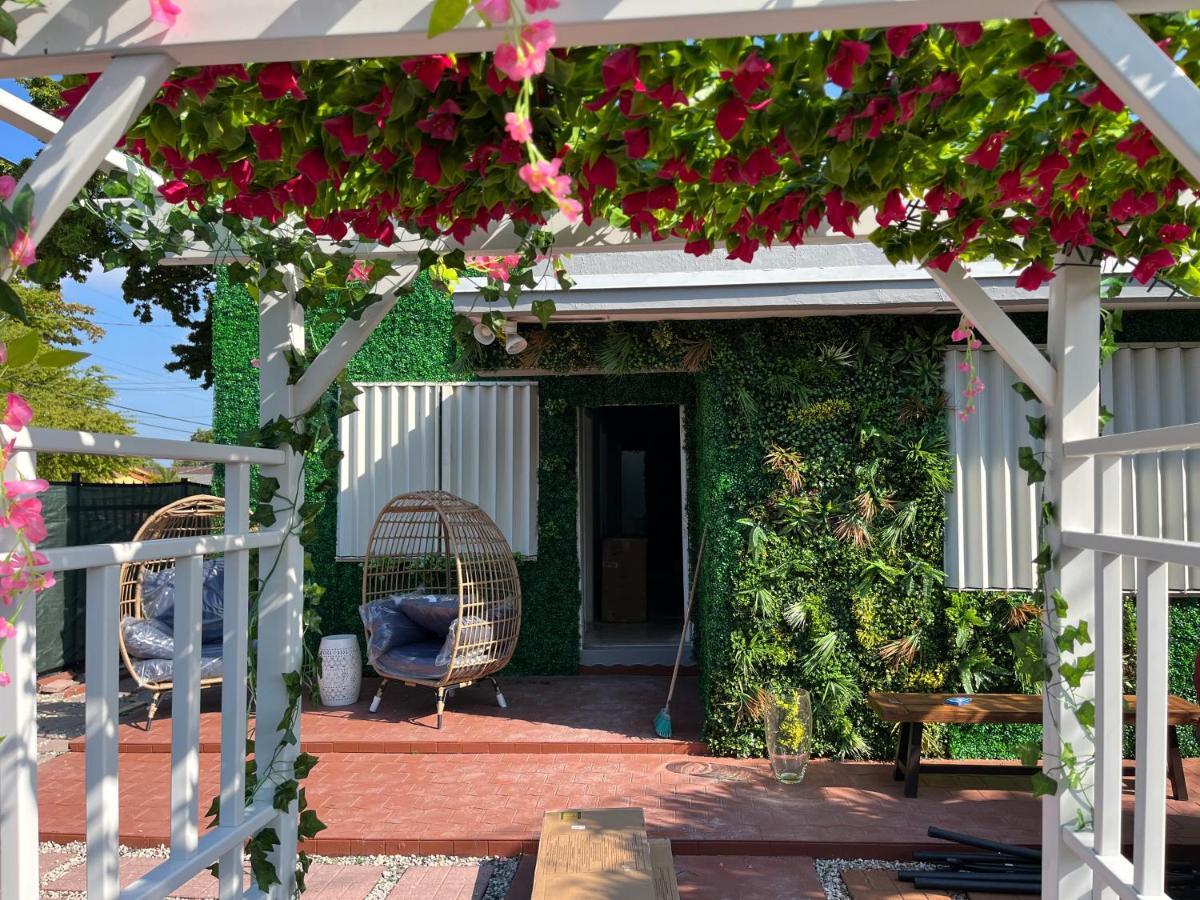 Summer Gardens Wynwood Concept Miami Bagian luar foto
